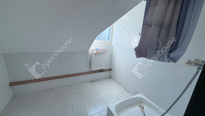 40. kép | Eladó Szolgáltató egység, Hegyhátszentjakab (#179826)