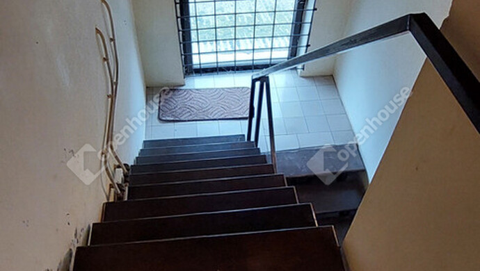 11. kép | Lépcsőház | Eladó Családi ház, Zalaszentiván (#180330)