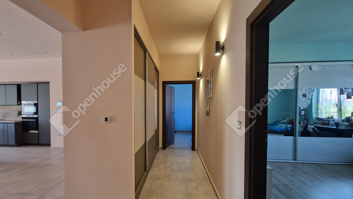 23. kép | Eladó Családi ház, Komárom (#177061)