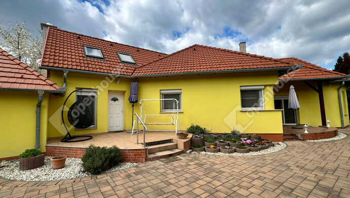 3. kép | Eladó Családi ház, Abda (#173703)