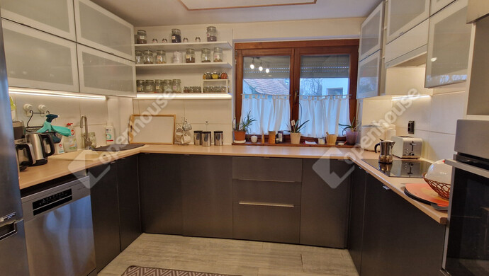 16. kép | Eladó Családi ház, Győr (#179599)