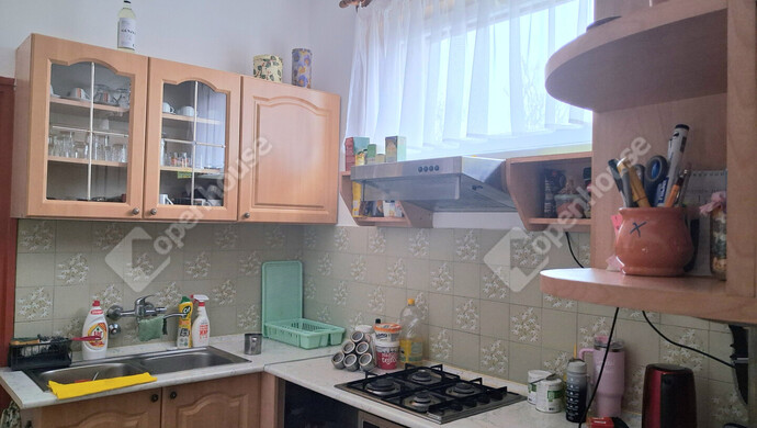 3. kép | Eladó Családi ház, Bana (#180022)