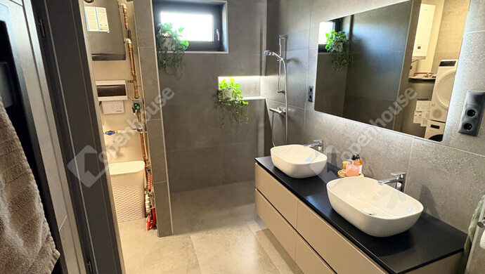 8. kép | Eladó Családi ház, Győrújbarát (#181159)