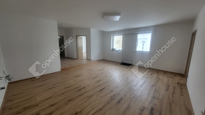 2. kép | Eladó Családi ház, Nyergesújfalu (#179164)