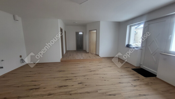 3. kép | Eladó Családi ház, Nyergesújfalu (#179164)