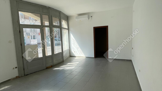 0. kép | Eladó Üzlethelyiség, Siófok (#173766)