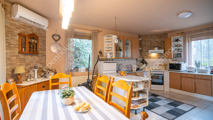 21. kép | Eladó Családi ház, Sóskút (#177471)