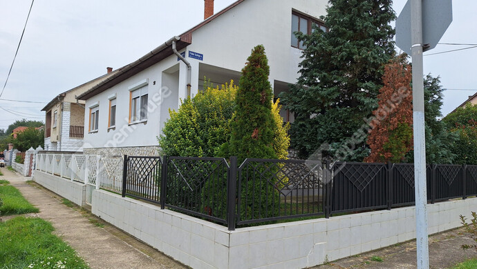 18. kép | Eladó Családi ház, Sajólád (#177545)