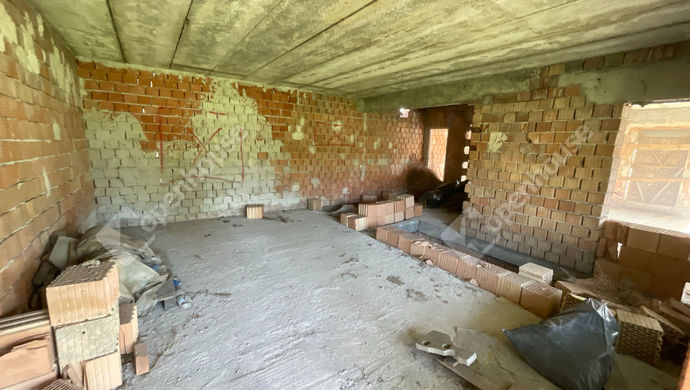 10. kép | Eladó négy lakás, két üzlethelyiség egyben, Pétfürdő | Eladó Családi ház, Pétfürdő (#159023)