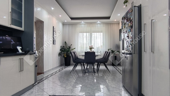 1. kép | Eladó Sorház, Ebes (#180899)