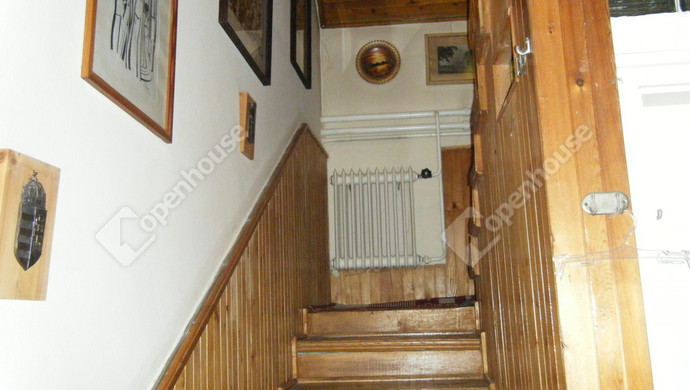 8. kép | belső lépcsőház | Eladó Családi ház, Gyula (#121637)