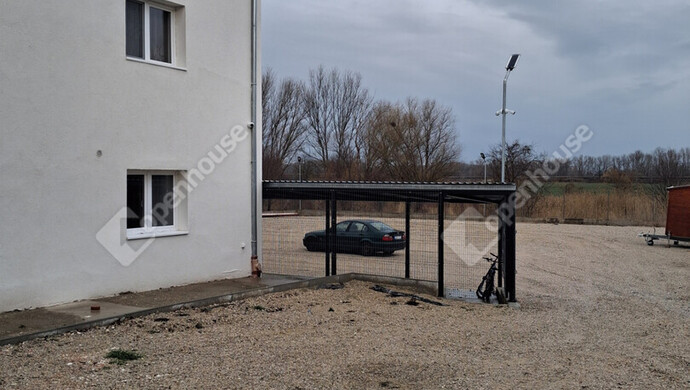 11. kép | Kiadó Társasházi lakás, Komárom (#179646)