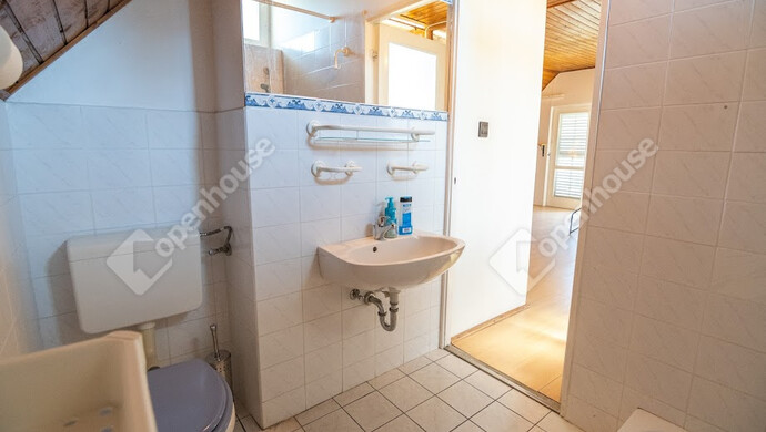 17. kép | Eladó Családi ház, Alsóörs (#176805)