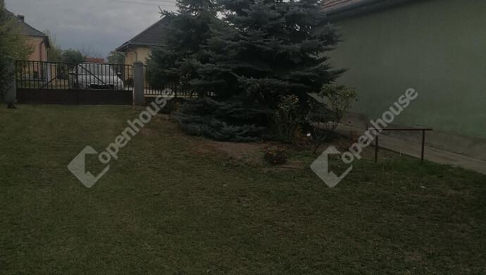 32. kép | Eladó Családi ház, Pér (#177569)