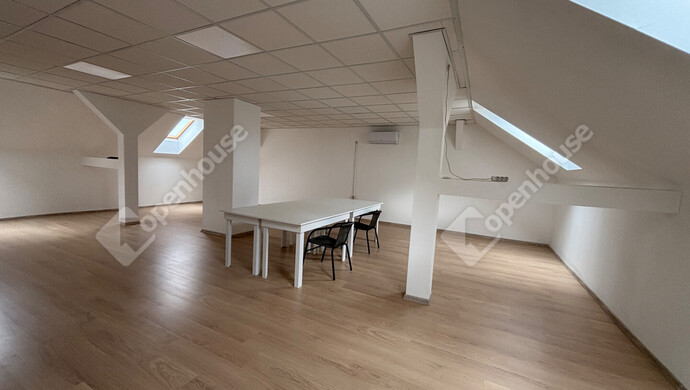 0. kép | Kiadó Iroda, Győr (#181259)