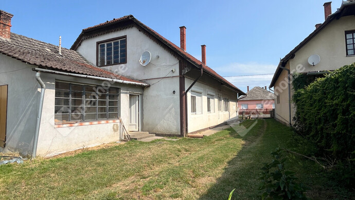 15. kép | Oldalnézet | Eladó Családi ház, Bolhó (#174687)