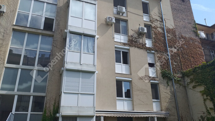 12. kép | Udvari homlokzat | Eladó Társasházi lakás, Budapest VIII. Ker. (#179434)