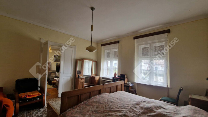 14. kép | Eladó Családi ház, Ács (#180853)