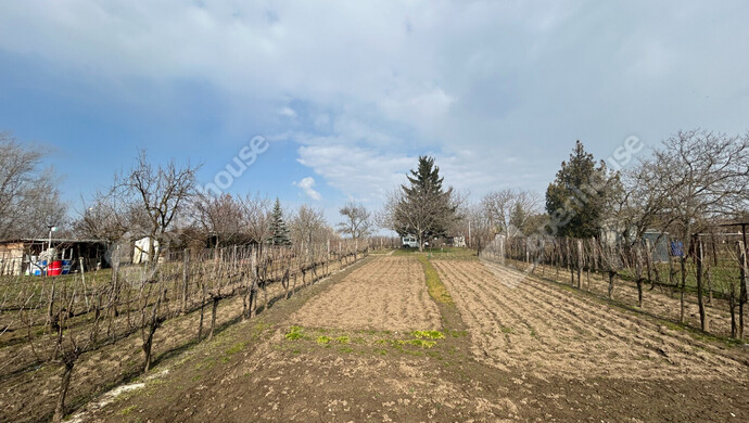 1. kép | Eladó Zárt kert, Győr (#180204)