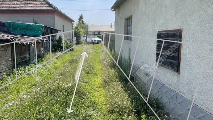 5. kép | nyeles telek bejáró út | Eladó Telek, Ikrény (#176531)