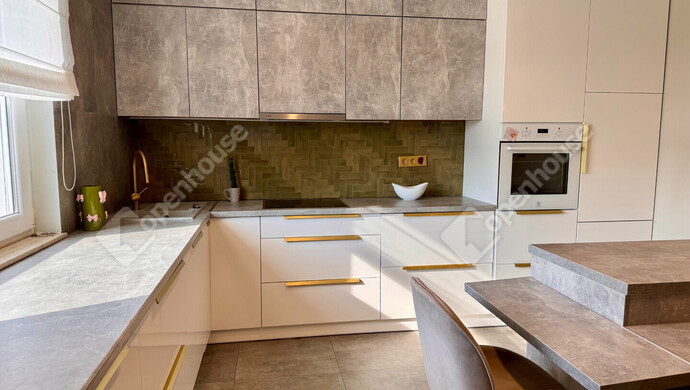 1. kép | Eladó Családi ház, Hegykő (#180200)