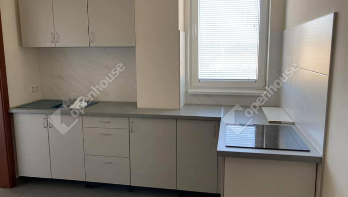 5. kép | Eladó Ipari ingatlan, Ikrény (#177263)