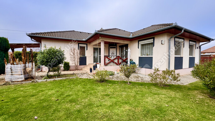 1. kép | Eladó Családi ház, Győrzámoly (#179002)