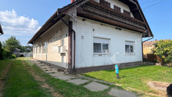 0. kép | Utcafront | Eladó Családi ház, Bolhó (#174687)