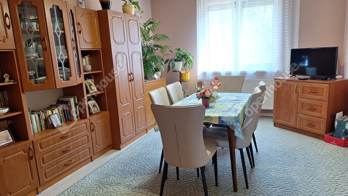 1. kép | Eladó Családi ház, Debrecen (#180835)