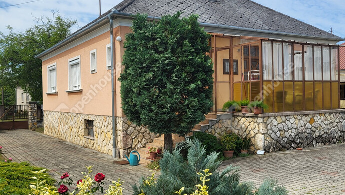 4. kép | Eladó Családi ház, Pápa (#175922)