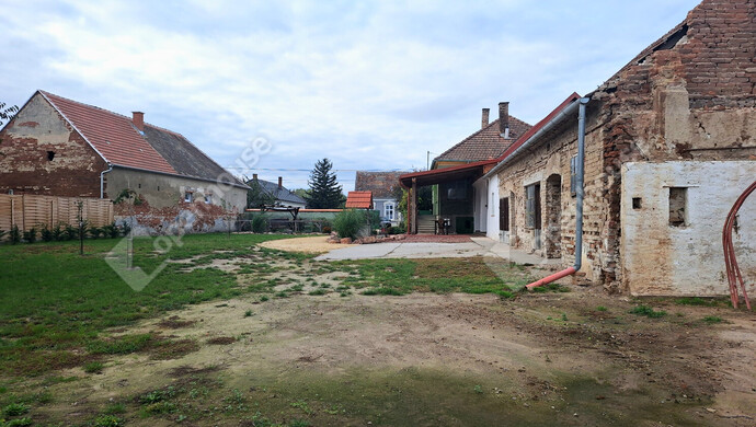 35. kép | Eladó Családi ház, Agyagosszergény (#177575)