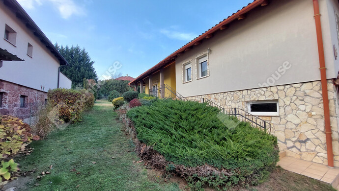 31. kép | Eladó Családi ház, Tatabánya (#178315)