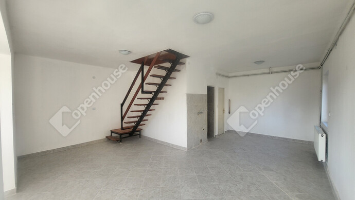 24. kép | Eladó Családi ház, Kocs (#177335)