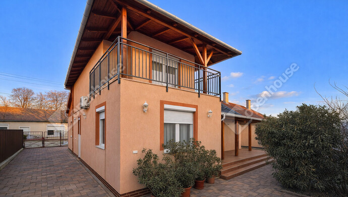 0. kép | Eladó Családi ház, Szeged (#180373)