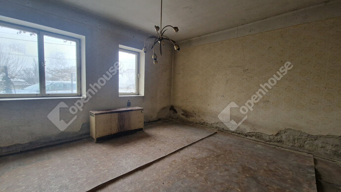 9. kép | Eladó Családi ház, Ács (#179570)