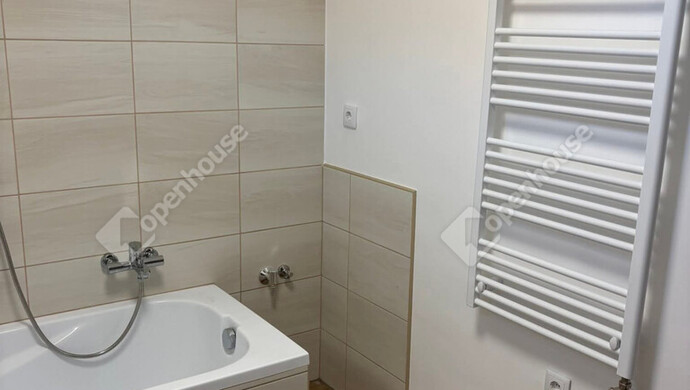 52. kép | Eladó Családi ház, Agyagosszergény (#177575)