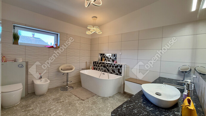 34. kép | Eladó Családi ház, Siófok (#180698)