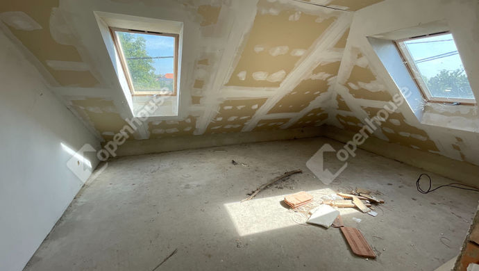 6. kép | Eladó négy lakás, két üzlethelyiség egyben, Pétfürdő | Eladó Családi ház, Pétfürdő (#159023)