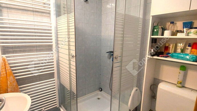 8. kép | Eladó Téglaépítésű lakás, Balatonszemes (#177838)