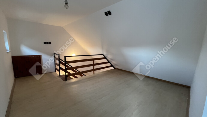 14. kép | Eladó Családi ház, Debrecen (#180542)