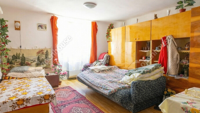 2. kép | Eladó Házrész, Kőröshegy (#176184)