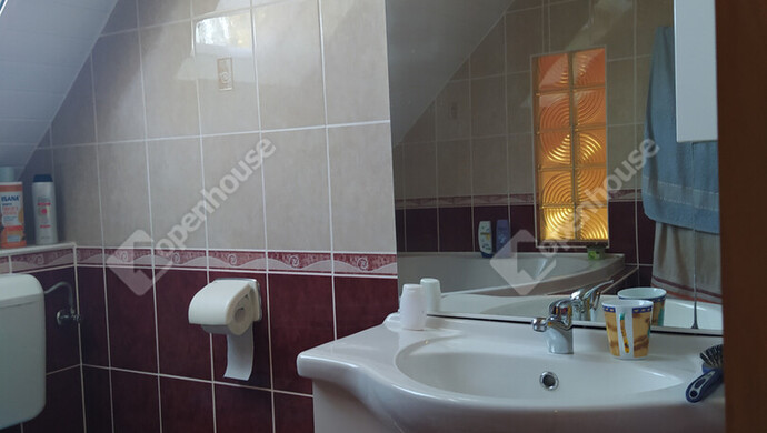 6. kép | Eladó Családi ház, Komárom (#176501)