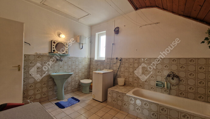 18. kép | Eladó Családi ház, Komárom (#178014)