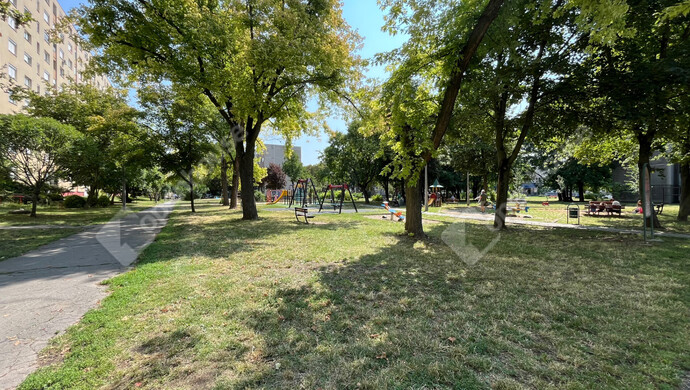 15. kép | a bérháztól 1 percnyi sétára játszótér | Eladó Társasházi lakás, Miskolc (#176439)