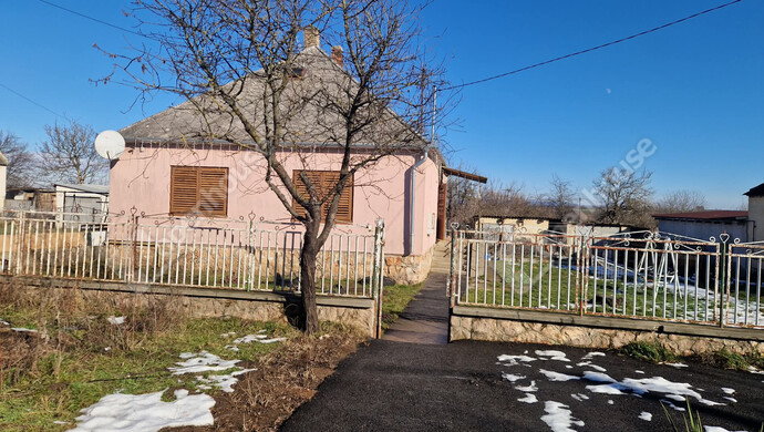 0. kép | Eladó Családi ház, Szákszend (#179427)