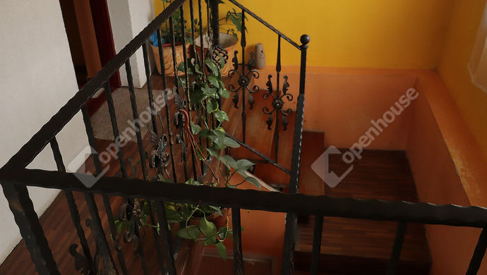 16. kép | Lépcsőház | Eladó Családi ház, Pomáz (#159570)
