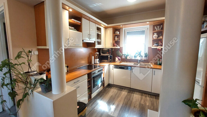 1. kép | Eladó Családi ház, Balatonföldvár (#177829)