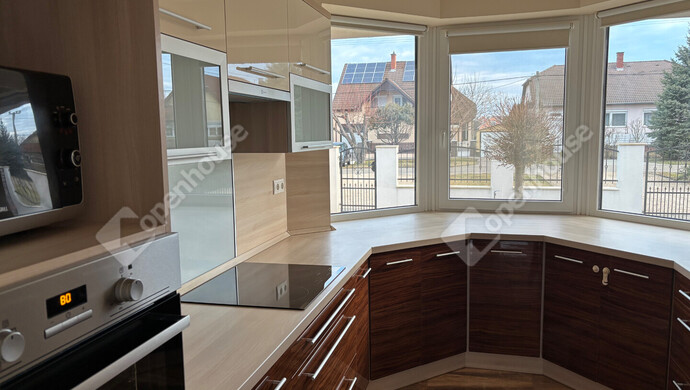 3. kép | Eladó Családi ház, Nyúl (#178203)