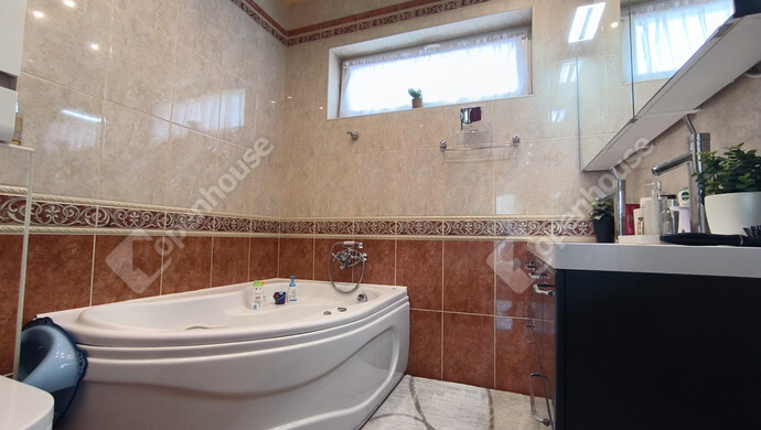 7. kép | Eladó Sorház, Ebes (#180899)