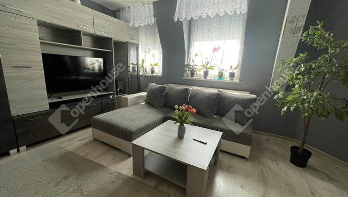 1. kép | Eladó Társasházi lakás, Tatabánya (#176496)